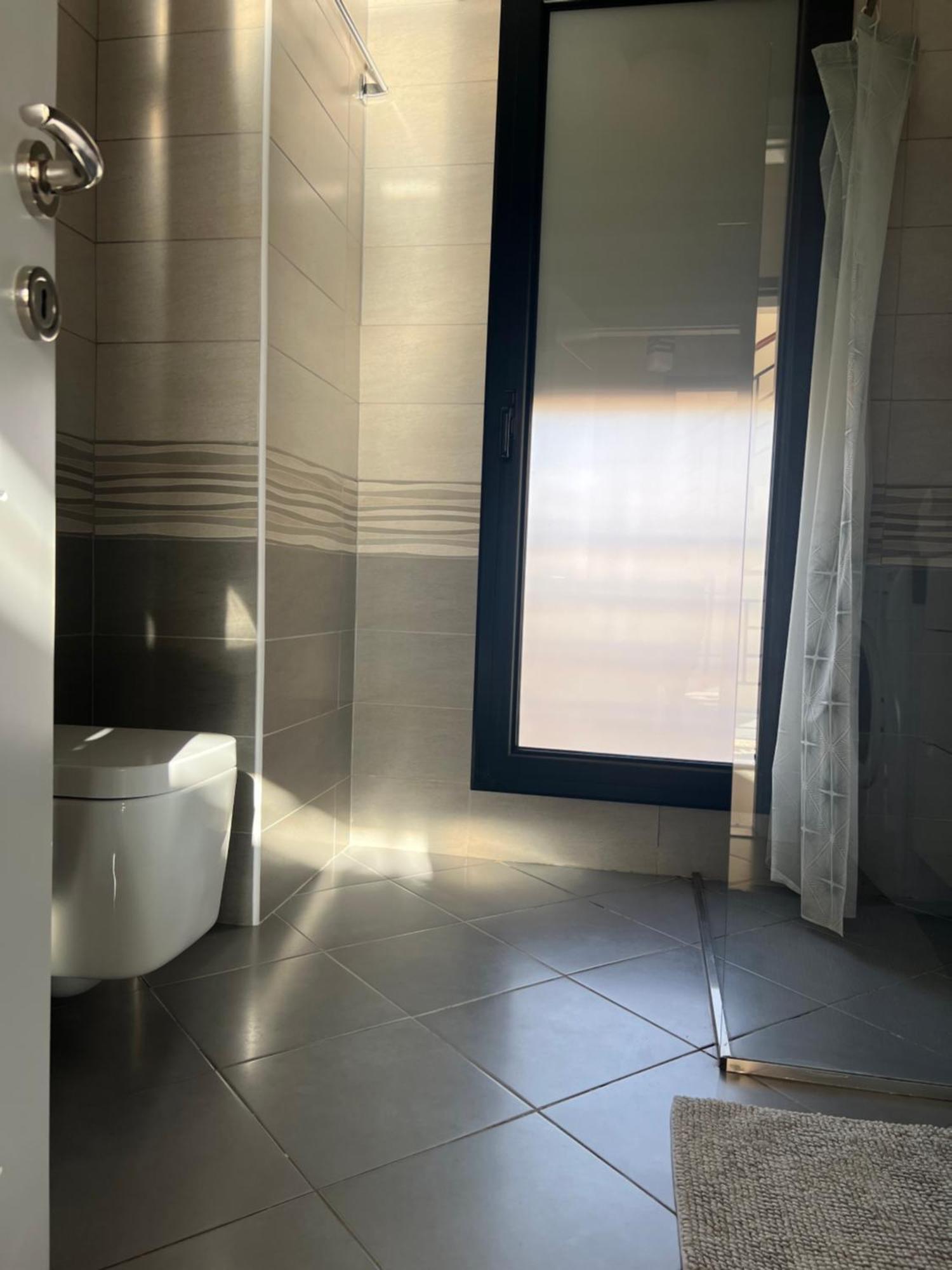 Nemis Apartments In The Centre Of Tirana Four Free Parking Exterior foto